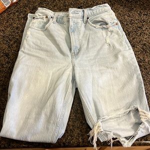 Sz 26 curve love Abercrombie jeans. Hi rise straight leg. Lightly worn :)